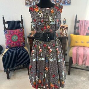 Floral pattern dress